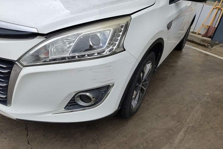 Used Luxgen U6 SUV 2016 1.8T Fashion-Upgraded Model Left Front Headlight