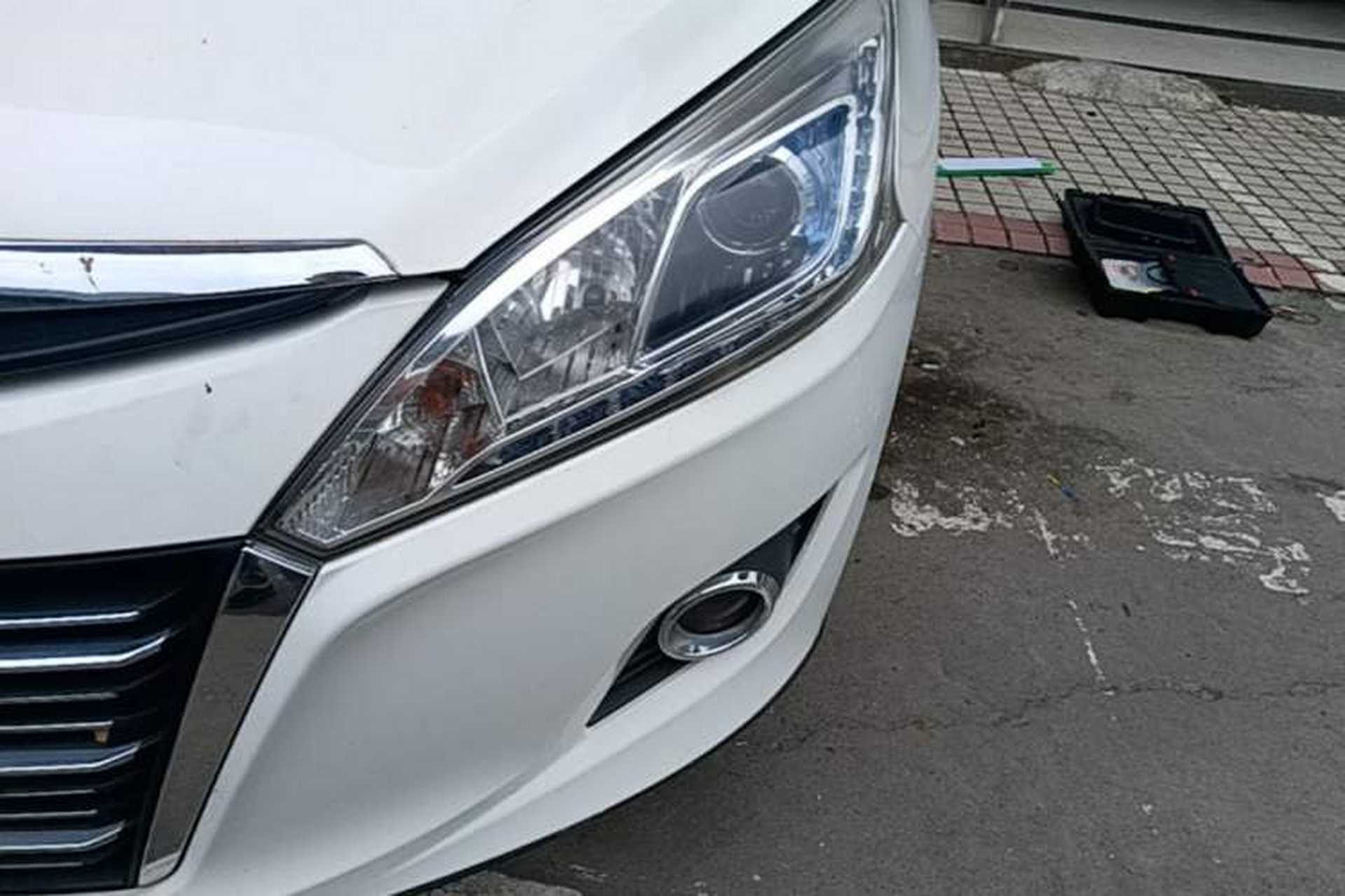 Used Luxgen U6 SUV 2016 1.8T Style Value Model Left Front Headlight