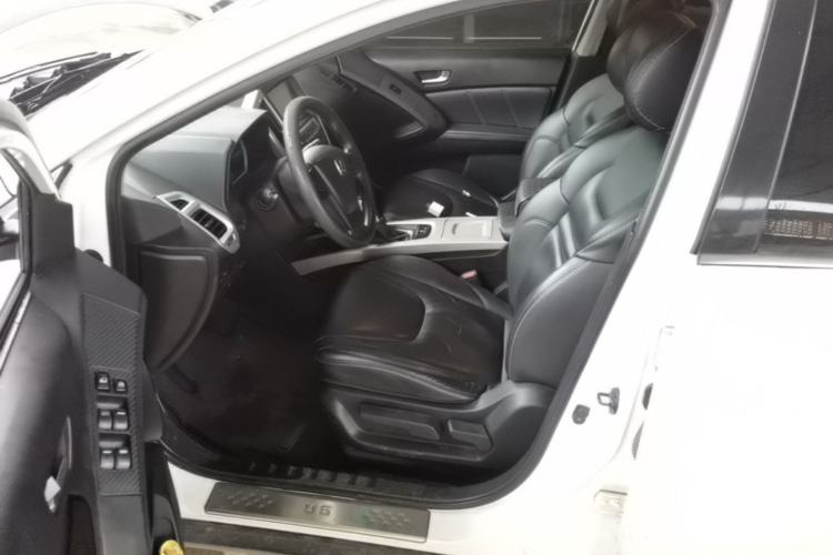 Used Luxgen U6 SUV 2016 1.8T Style Value Model Left Front Seat
