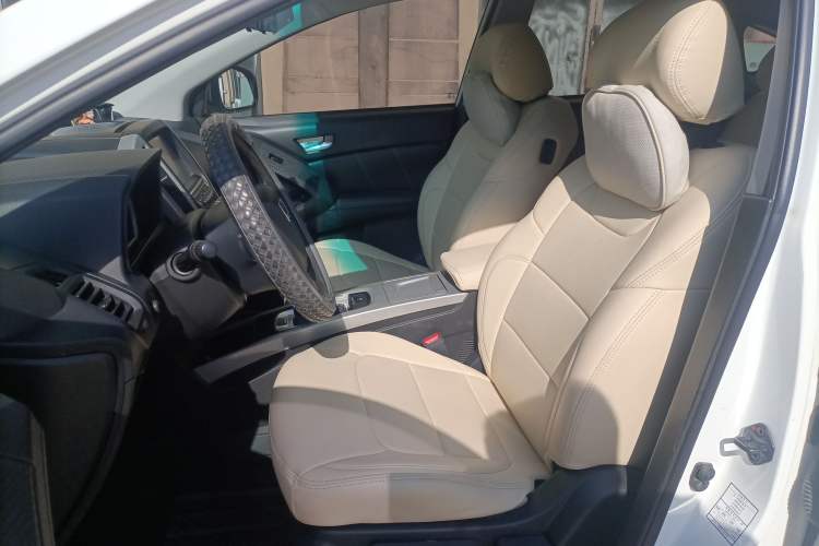 Used Luxgen U6 SUV 2016 1.8T Style Value Model Left Front Seat