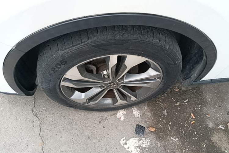 Used Luxgen U6 SUV 2016 1.8T Style Value Model Left Front Wheel Hub