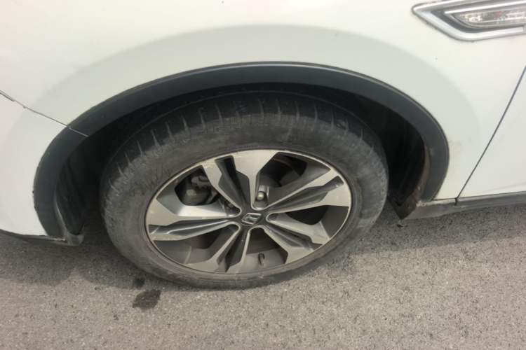 Used Luxgen U6 SUV 2016 1.8T Style Value Model Left Front Wheel Hub
