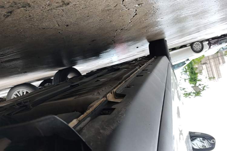 Used Luxgen U6 SUV 2016 1.8T Fashion-Upgraded Model Left Side Sill