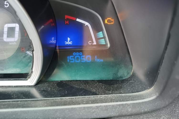 Used Luxgen U6 SUV 2016 1.8T Style Value Model Odometer Close Up