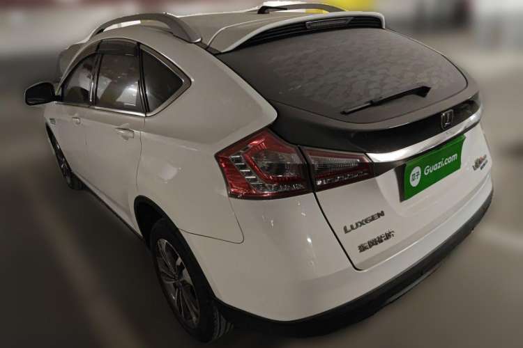 Used Luxgen U6 SUV 2016 1.8T Style Value Model Rear Left 45 Deg