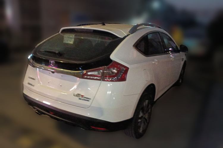 Used Luxgen U6 SUV 2016 1.8T Style Value Model Rear Right 45 Deg