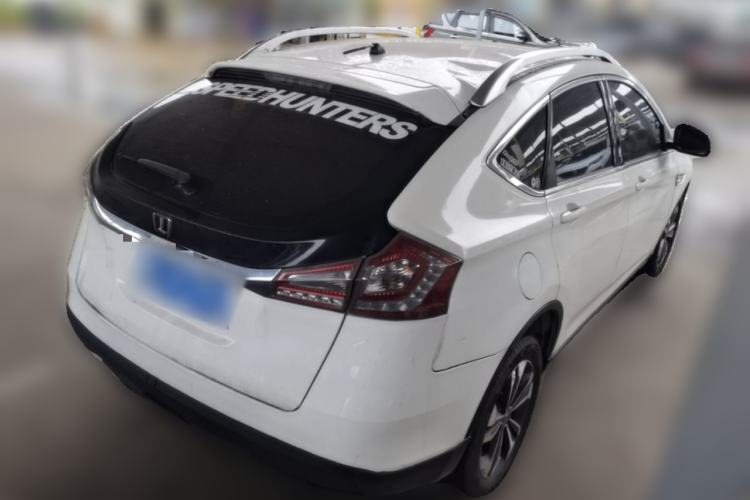 Used Luxgen U6 SUV 2016 1.8T Style Value Model Rear Right 45 Deg