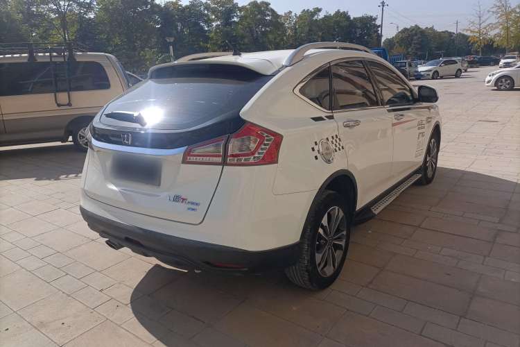 Used Luxgen U6 SUV 2016 1.8T Style Value Model Rear Right 45 Deg