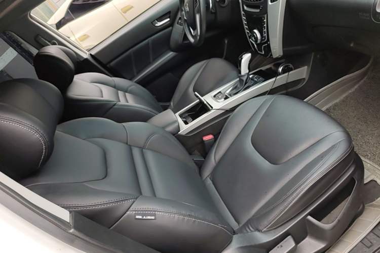 Used Luxgen U6 SUV 2016 1.8T Fashion-Upgraded Model Right Front Seat