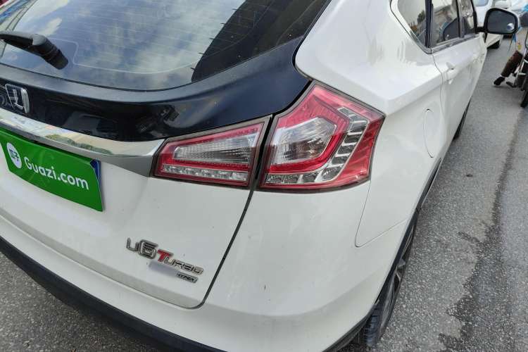 Used Luxgen U6 SUV 2016 1.8T Enhanced Appeal Version Right Rear Taillight