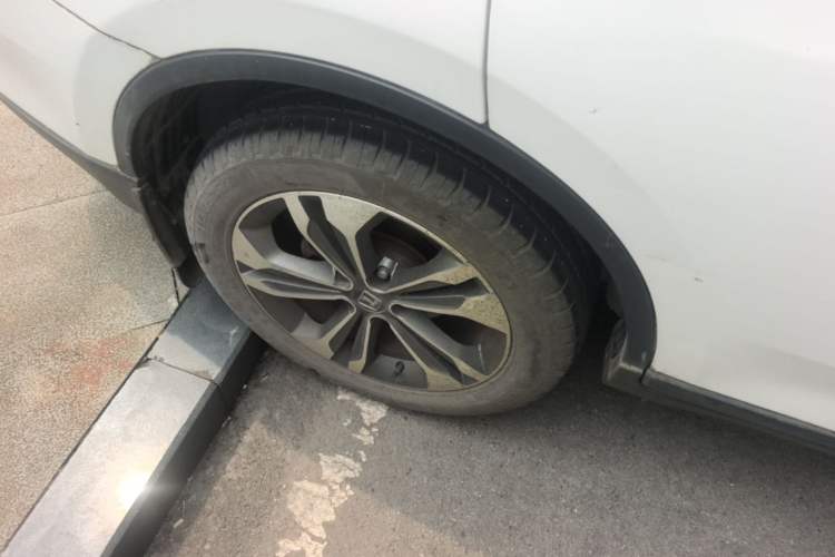 Used Luxgen U6 SUV 2016 1.8T Style Value Model Right Rear Wheel Hub