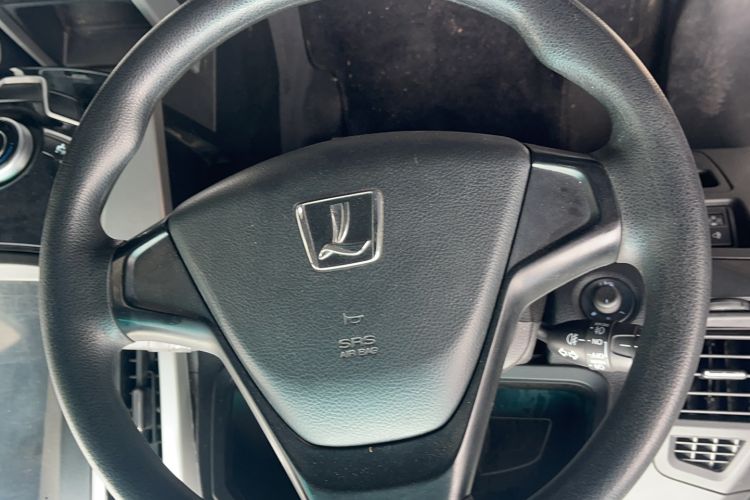 Used Luxgen U6 SUV 2016 1.8T Style Value Model Steering Wheel