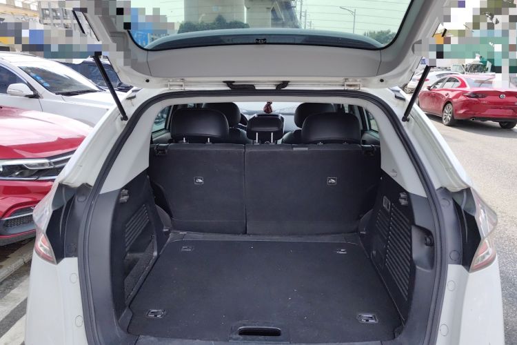 Used Luxgen U6 SUV 2016 1.8T Enhanced Appeal Version Trunk