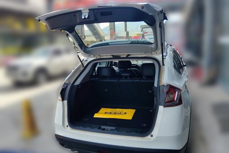 Used Luxgen U6 SUV 2016 1.8T Style Value Model Trunk