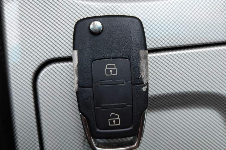Used Luxgen U6 SUV 2016 1.8T Enhanced Appeal Version Vehicle Key