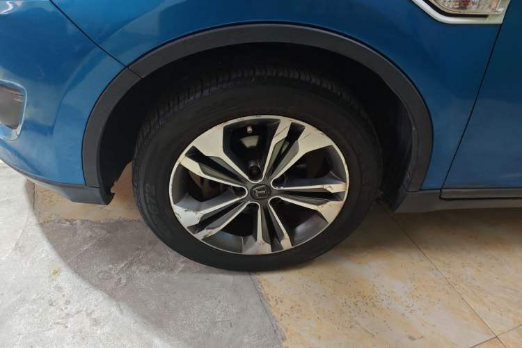 Used Luxgen U6 SUV 2017 1.8T Tech Value Model Left Front Wheel Hub