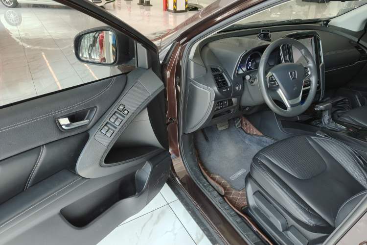 Used Luxgen U6 SUV 2017 Revised Version 1.6T Fashion Edition Driver Seat