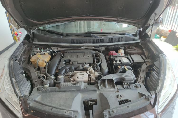 Used Luxgen U6 SUV 2017 Revised Version 1.6T Fashion Edition Engine Bay