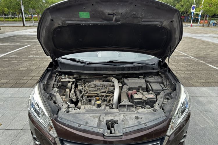 Used Luxgen U6 SUV 2017 1.8T Tech Value Model Engine Bay