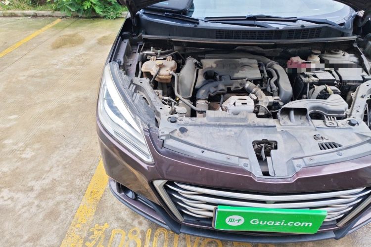 Used Luxgen U6 SUV 2017 Revised Version 1.6T Fashion Edition Engine Bay Right