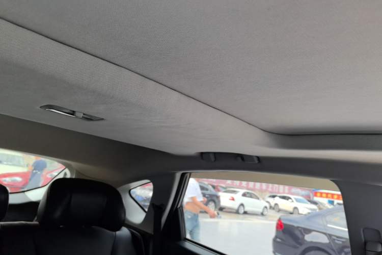 Used Luxgen U6 SUV 2017 1.8T Enhanced Charm Edition Headliner
