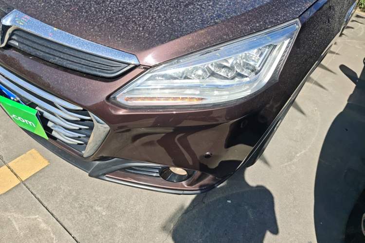 Used Luxgen U6 SUV 2017 Revised Version 1.6T Flagship Edition Left Front Headlight