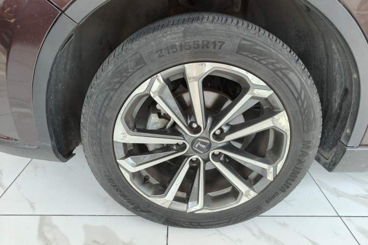 Used Luxgen U6 SUV 2017 Revised Version 1.6T Fashion Edition Left Front Wheel Hub
