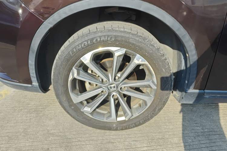 Used Luxgen U6 SUV 2017 Revised Version 1.6T Fashion Edition Left Front Wheel Hub