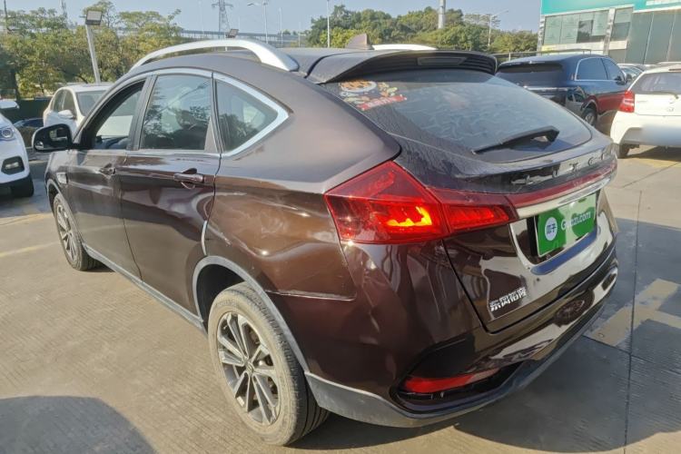 Used Luxgen U6 SUV 2017 Revised Version 1.6T Fashion Edition Left Side