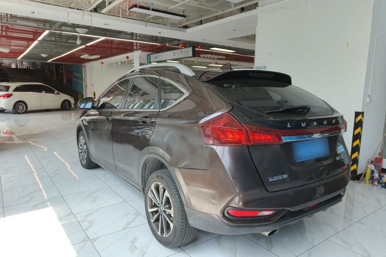 Used Luxgen U6 SUV 2017 Revised Version 1.6T Fashion Edition Rear Left 45 Deg
