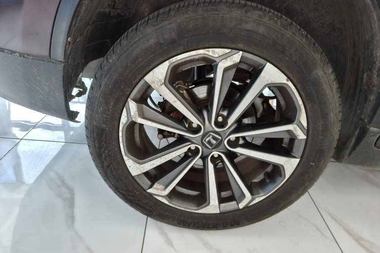 Used Luxgen U6 SUV 2017 Revised Version 1.6T Fashion Edition Right Rear Wheel Hub