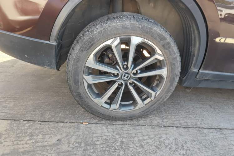 Used Luxgen U6 SUV 2017 Revised Version 1.6T Fashion Edition Right Rear Wheel Hub