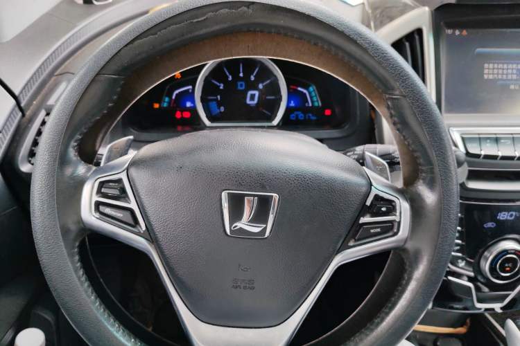 Used Luxgen U6 SUV 2017 1.8T Fashion-Upgraded Model Steering Wheel