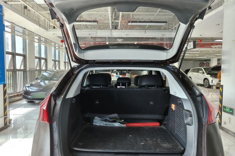 Used Luxgen U6 SUV 2017 Revised Version 1.6T Fashion Edition Trunk