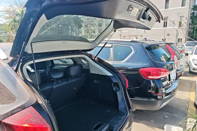 Used Luxgen U6 SUV 2017 Revised Version 1.6T Flagship Edition Trunk