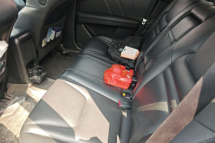 Used Luxgen U6 SUV 2017 1.8T Fashion-Upgraded Model Left Rear Seat