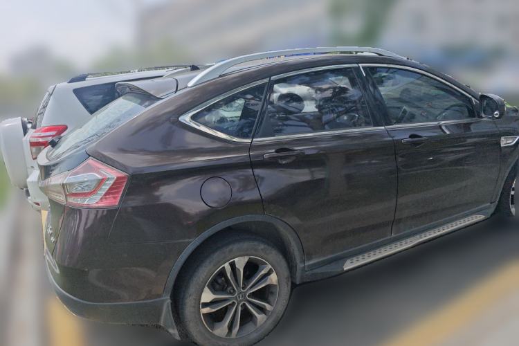 Used Luxgen U6 SUV 2017 1.8T Fashion-Upgraded Model Rear Right 45 Deg