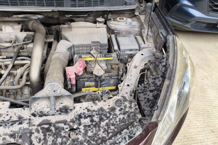 Used Luxgen U6 SUV 2017 1.8T Enhanced Charm Edition Engine Bay Left