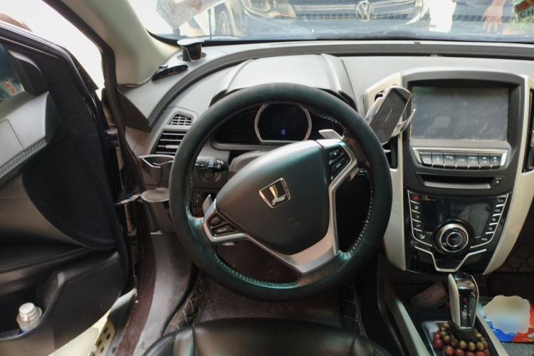 Used Luxgen U6 SUV 2017 1.8T Enhanced Charm Edition Steering Wheel