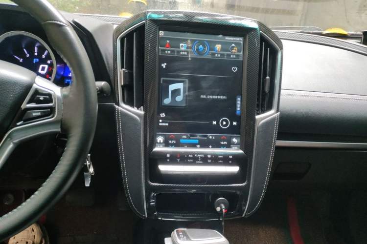 Used Luxgen U6 SUV 2017 Revised Version 1.6T Fashion Edition Audio And AC Panel
