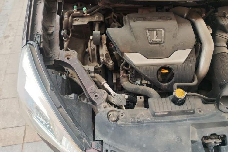 Used Luxgen U6 SUV 2017 1.8T Fashion-Upgraded Model Engine Bay Right