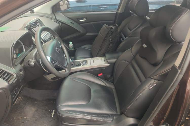 Used Luxgen U6 SUV 2017 1.8T Fashion-Upgraded Model Left Front Seat