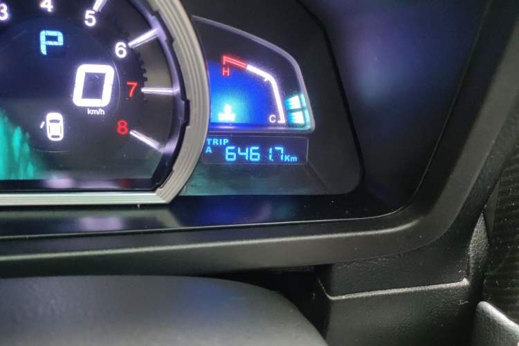 Used Luxgen U6 SUV 2017 Revised Version 1.6T Fashion Edition Odometer Close Up