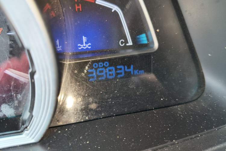 Used Luxgen U6 SUV 2017 1.8T Enhanced Charm Edition Odometer Close Up