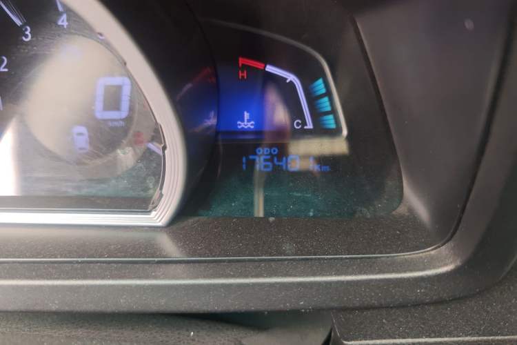 Used Luxgen U6 SUV 2017 1.8T Fashion-Upgraded Model Odometer Close Up
