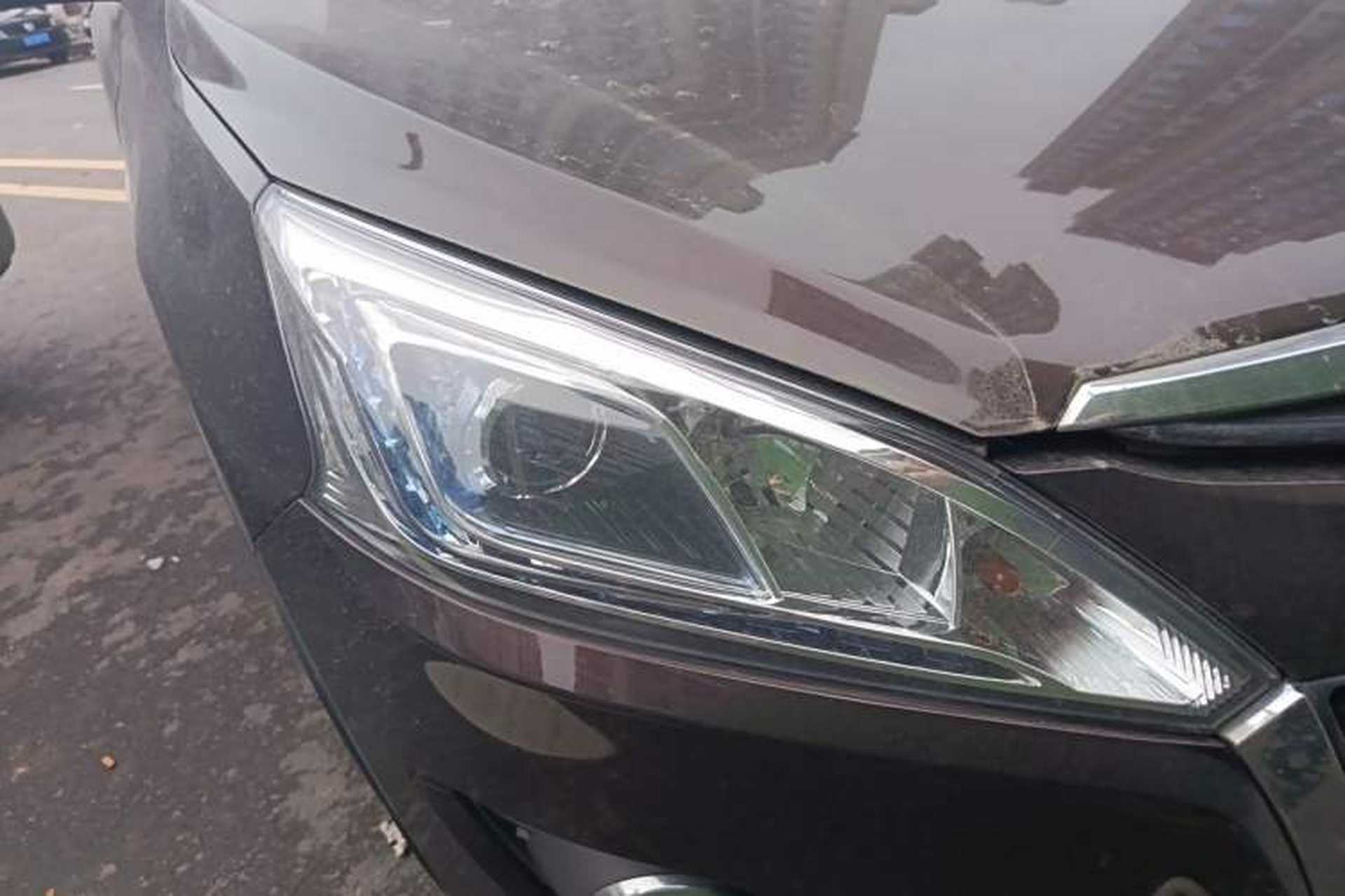 Used Luxgen U6 SUV 2017 1.8T Enhanced Charm Edition Right Front Headlight
