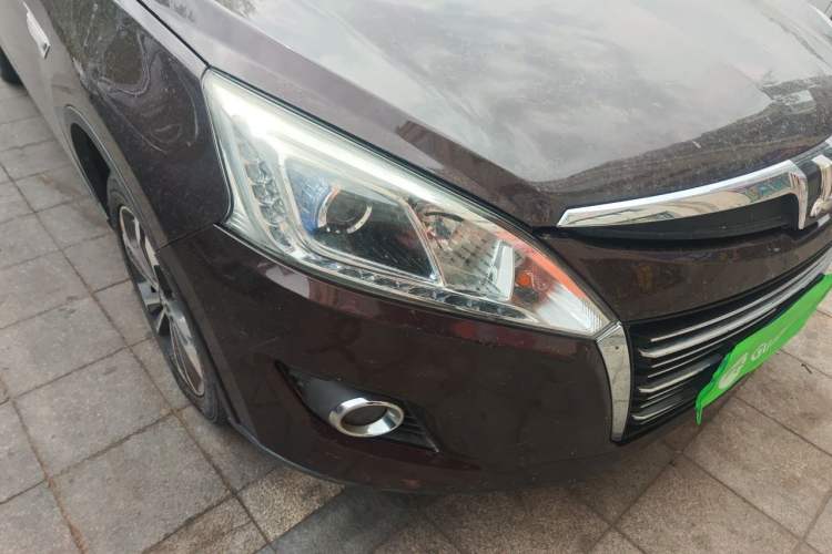 Used Luxgen U6 SUV 2017 1.8T Fashion-Upgraded Model Right Front Headlight
