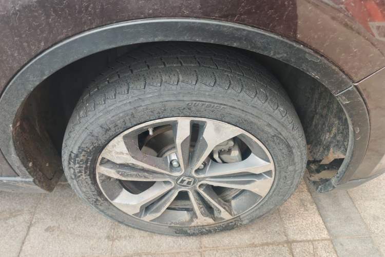 Used Luxgen U6 SUV 2017 1.8T Fashion-Upgraded Model Right Front Wheel Hub