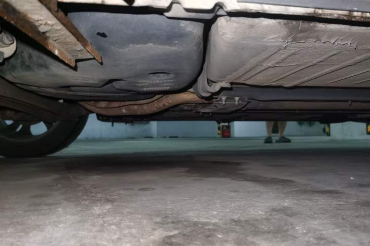 Used Luxgen U6 SUV 2017 1.8T Tech Value Model Chassis Rear Right