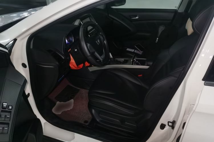Used Luxgen U6 SUV 2017 1.8T Tech Value Model Driver Seat